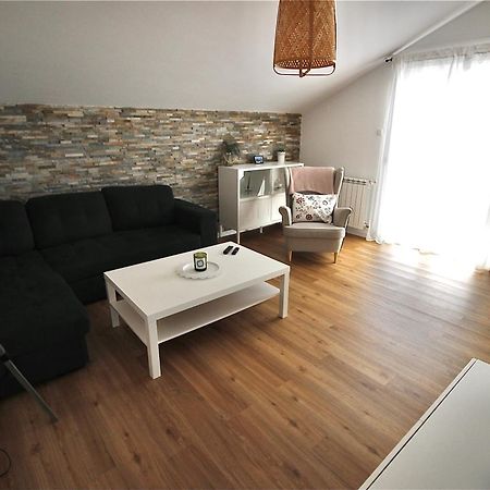Apartment Castelmuschio Omišalj Exteriör bild