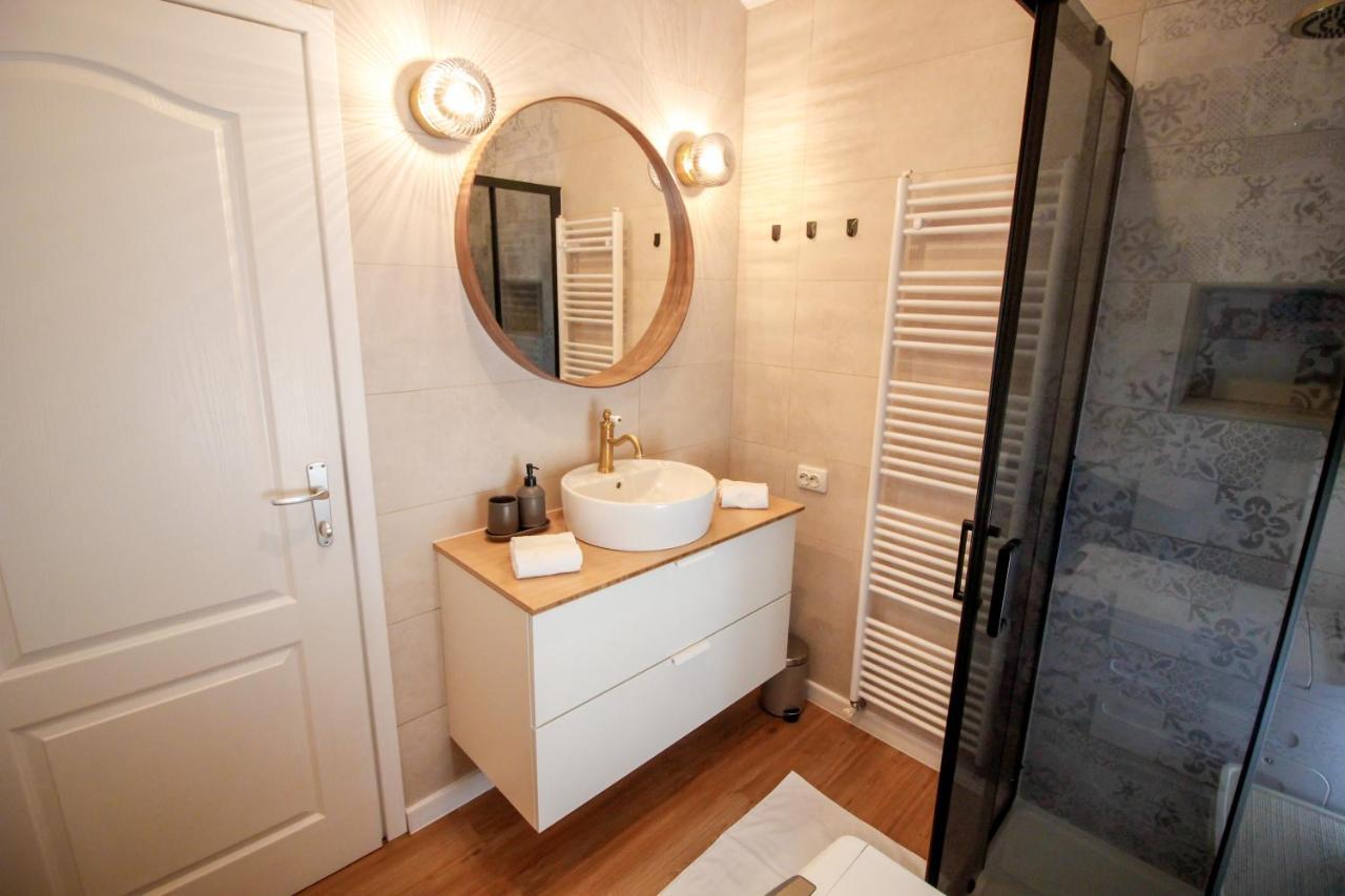 Apartment Castelmuschio Omišalj Exteriör bild