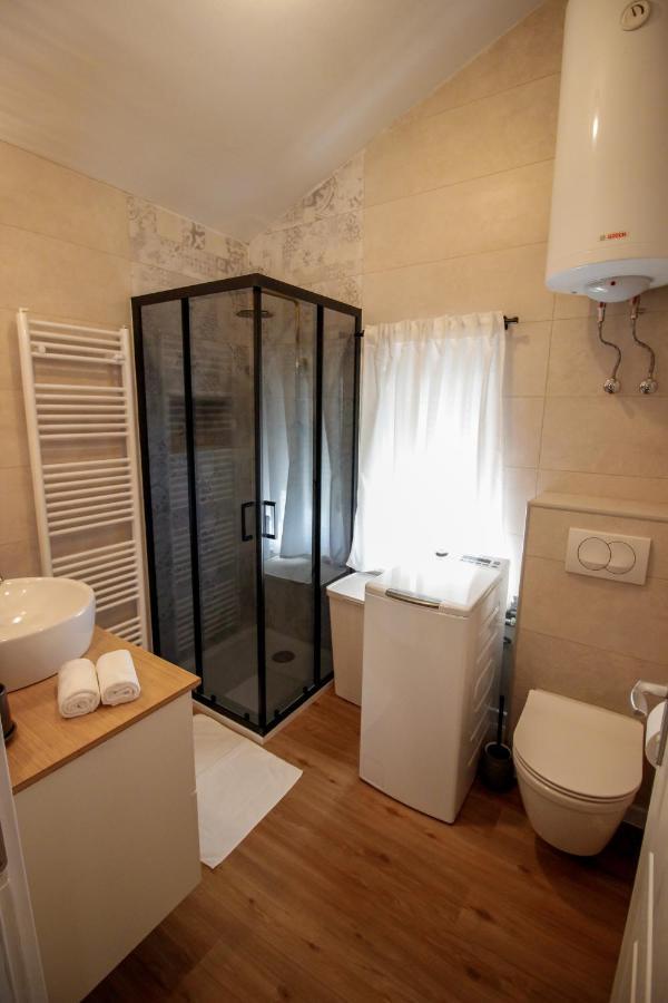 Apartment Castelmuschio Omišalj Exteriör bild