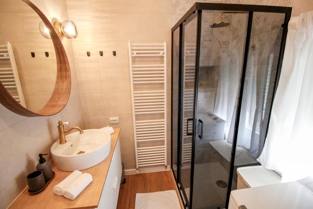 Apartment Castelmuschio Omišalj Exteriör bild