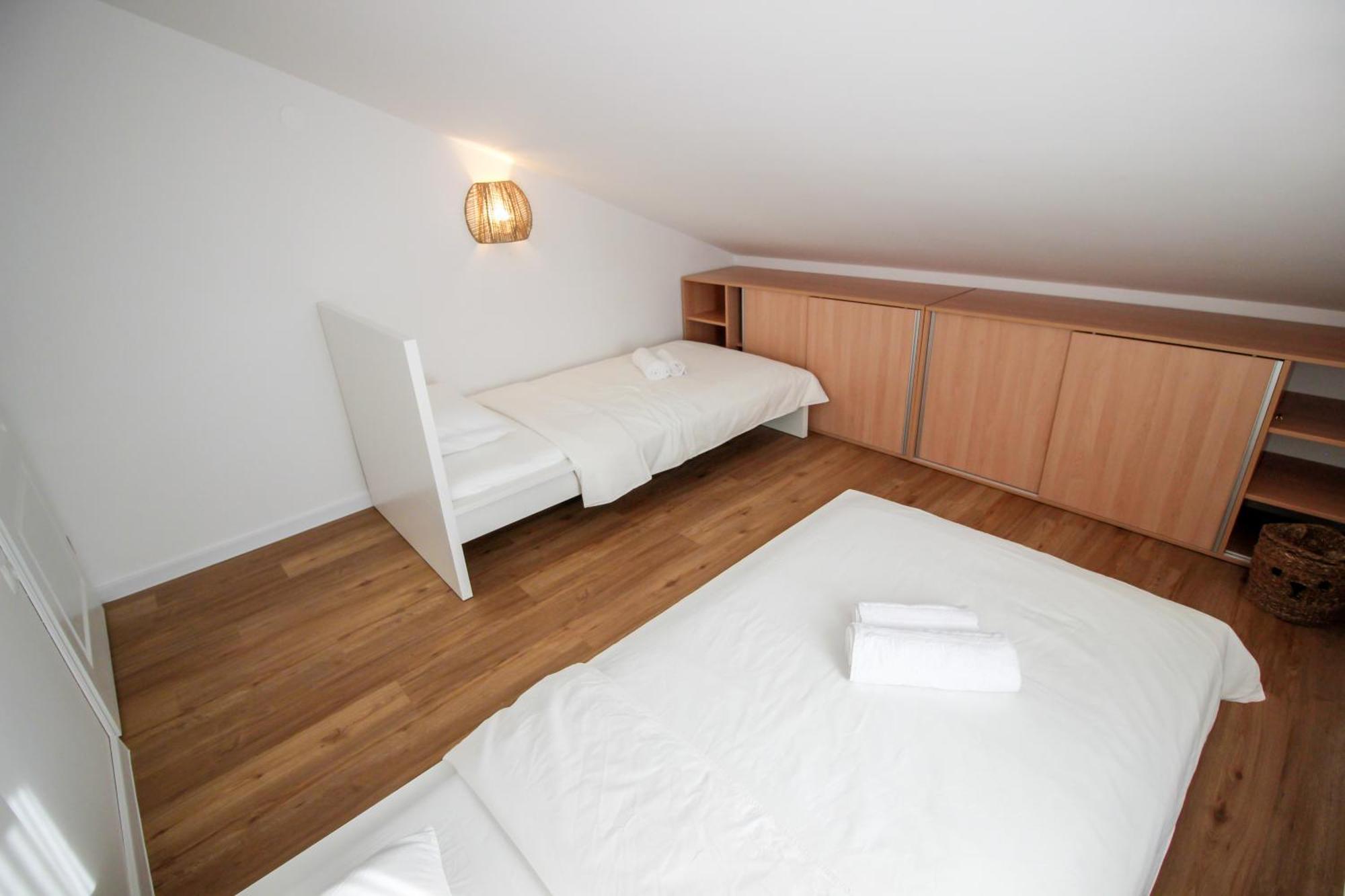Apartment Castelmuschio Omišalj Exteriör bild