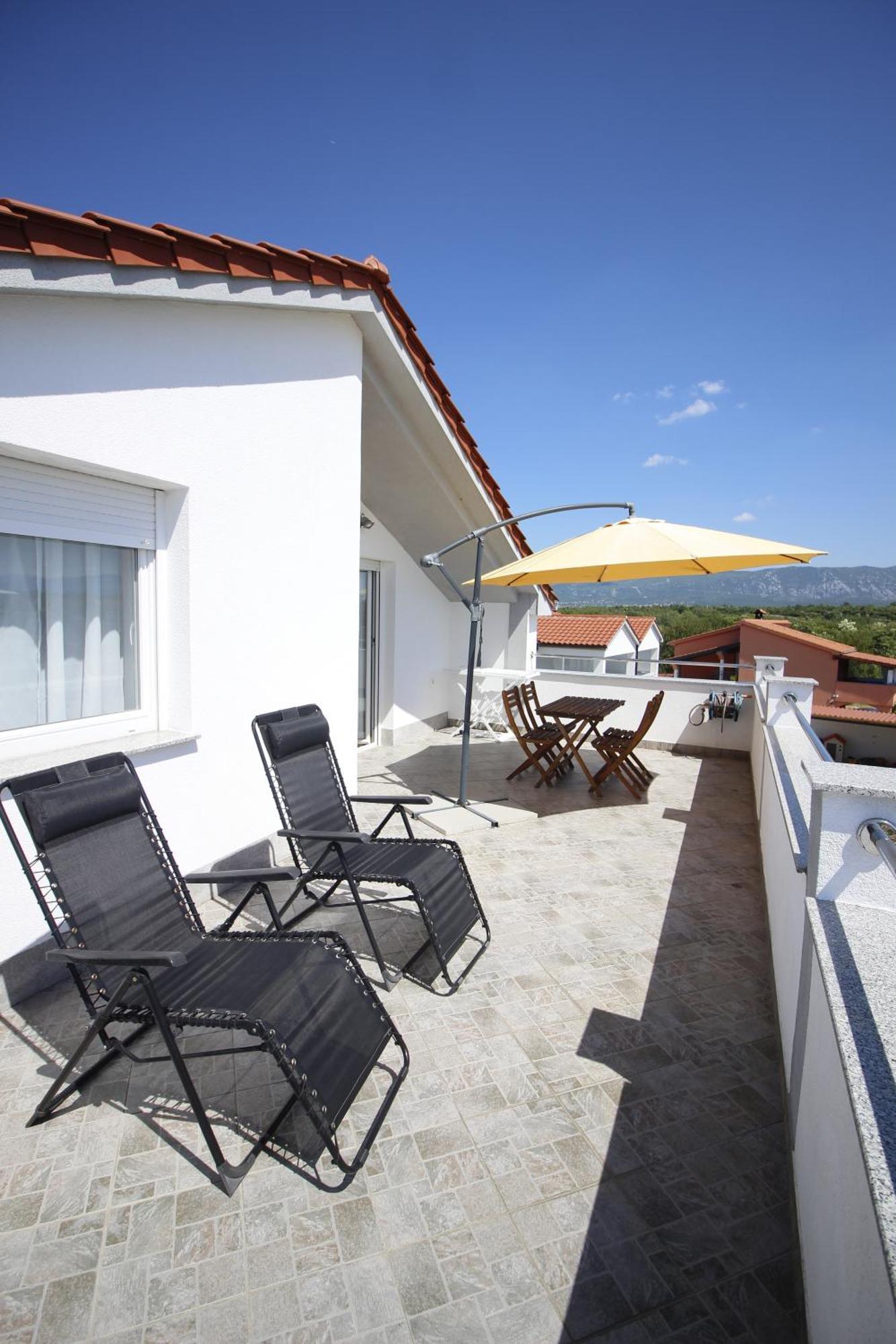 Apartment Castelmuschio Omišalj Exteriör bild
